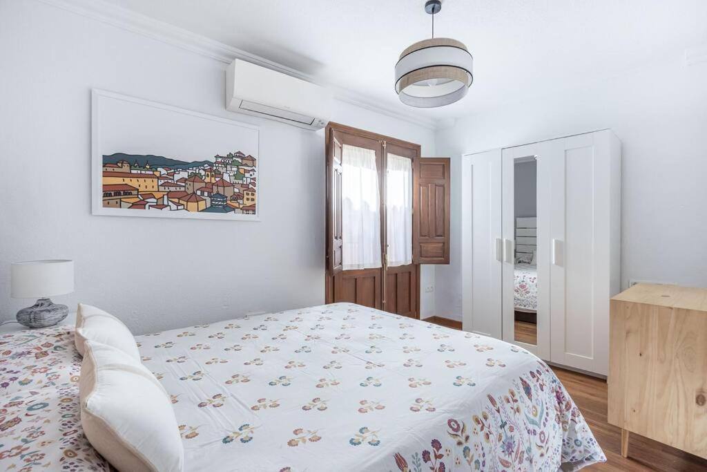 Apartamento Con Terraza A 4 Minutos De La Catedral Granada Exterior photo