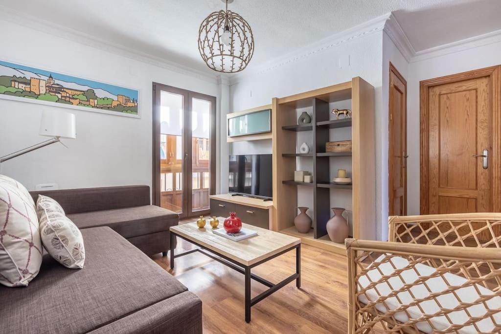Apartamento Con Terraza A 4 Minutos De La Catedral Granada Exterior photo